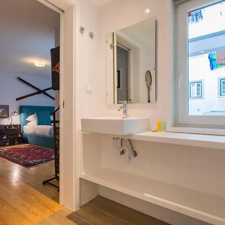 Apartment Lapa House - Historic Elegance Meets Modern Comfort Lisbon